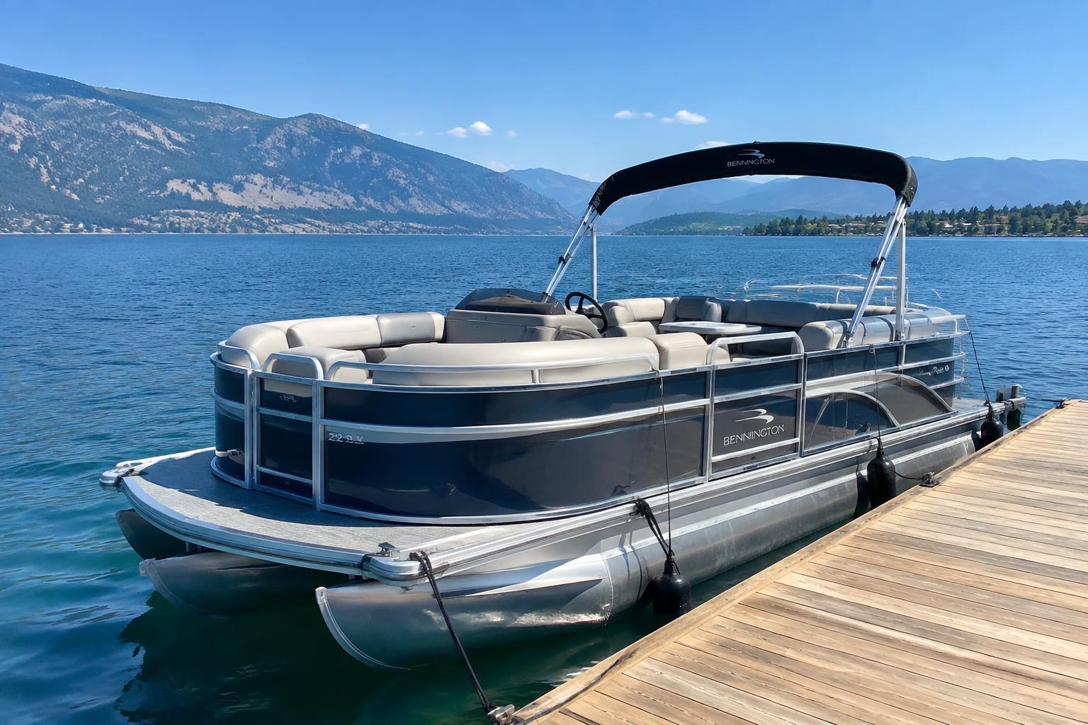 2024 Bennington 22' Pontoon Boat – Lake Chelan — photo 1 of 1